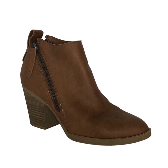 DV by DOLCE VITA Boots Women's Size 7 Brown Ankle Booties Faux Leather - Picture 2 of 14